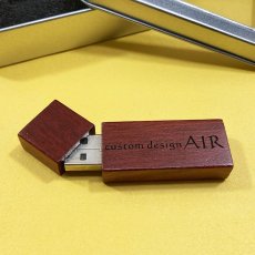 画像4: 【名入れ彫刻無料】木製USBフラッシュメモリ　４GB　10個セット　就職祝い 入学祝い 卒業祝い 進学祝い 進級祝い  (4)